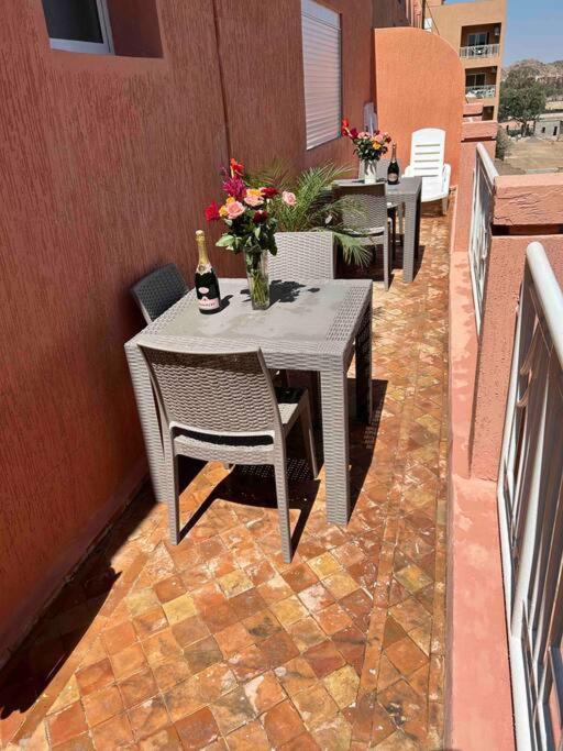 Appartement Haut Standing 3 Chambres Avec Terasse Quartier Gueliz Hivernage A Marrakech I19 Marrakesh Exteriör bild