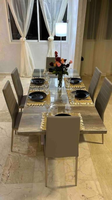 Appartement Haut Standing 3 Chambres Avec Terasse Quartier Gueliz Hivernage A Marrakech I19 Marrakesh Exteriör bild