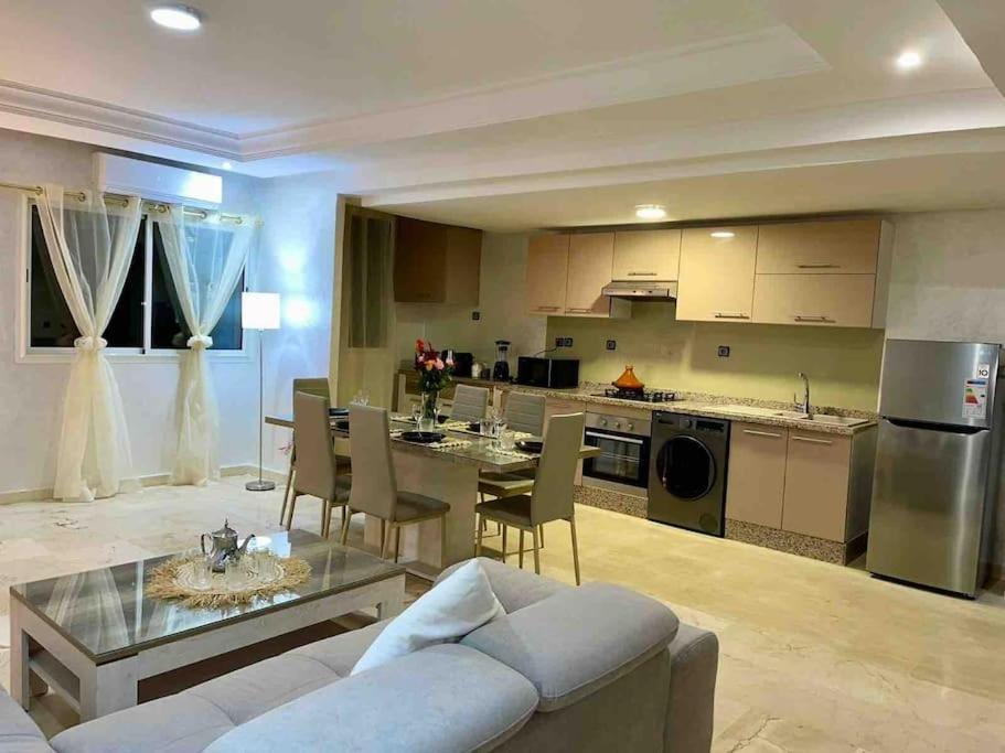 Appartement Haut Standing 3 Chambres Avec Terasse Quartier Gueliz Hivernage A Marrakech I19 Marrakesh Exteriör bild