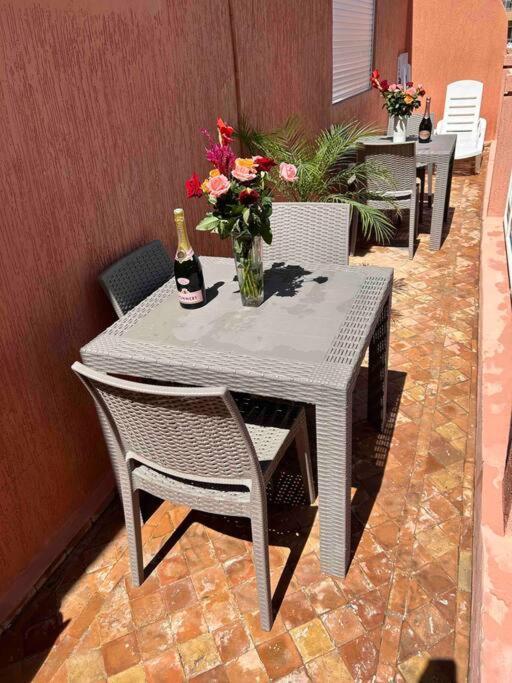 Appartement Haut Standing 3 Chambres Avec Terasse Quartier Gueliz Hivernage A Marrakech I19 Marrakesh Exteriör bild