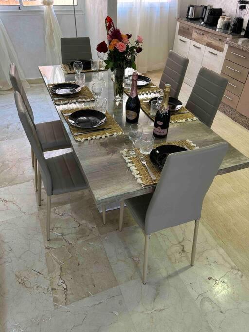 Appartement Haut Standing 3 Chambres Avec Terasse Quartier Gueliz Hivernage A Marrakech I19 Marrakesh Exteriör bild