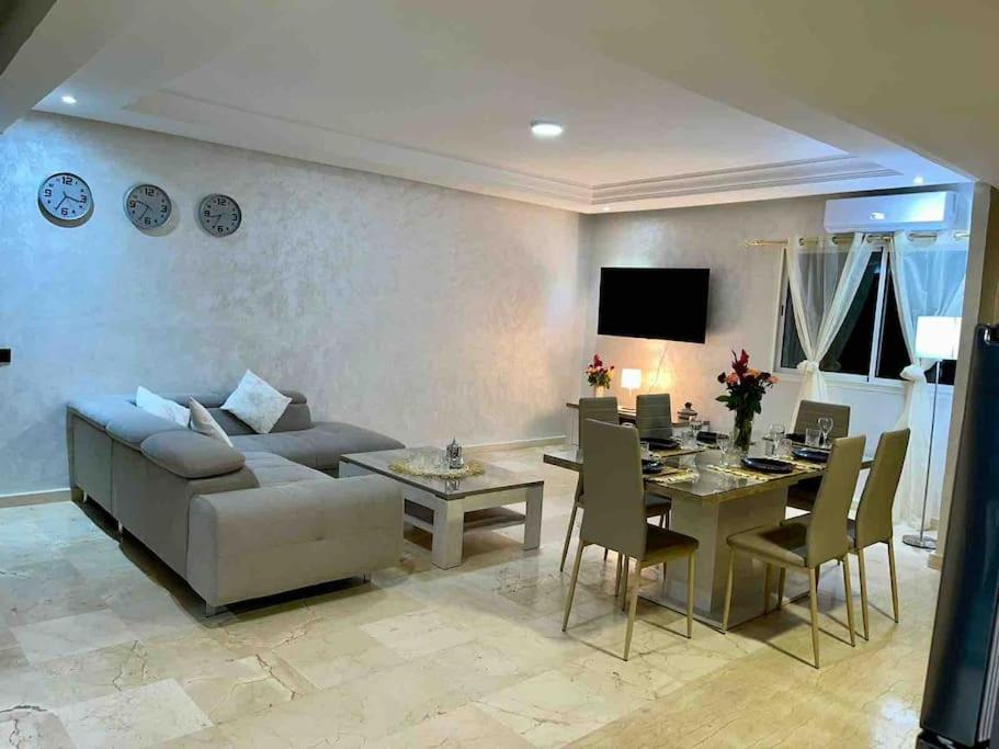 Appartement Haut Standing 3 Chambres Avec Terasse Quartier Gueliz Hivernage A Marrakech I19 Marrakesh Exteriör bild