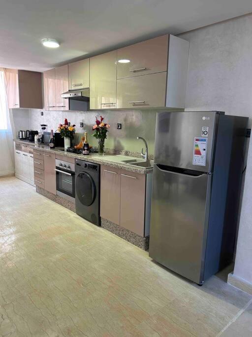 Appartement Haut Standing 3 Chambres Avec Terasse Quartier Gueliz Hivernage A Marrakech I19 Marrakesh Exteriör bild